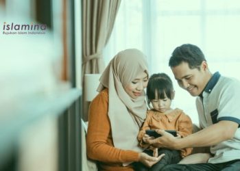 Membangun Komunikasi Intens Dengan Anak Seperti Lukmanul Hakim