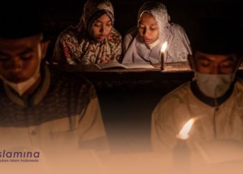 Memaknai Islam Indonesia